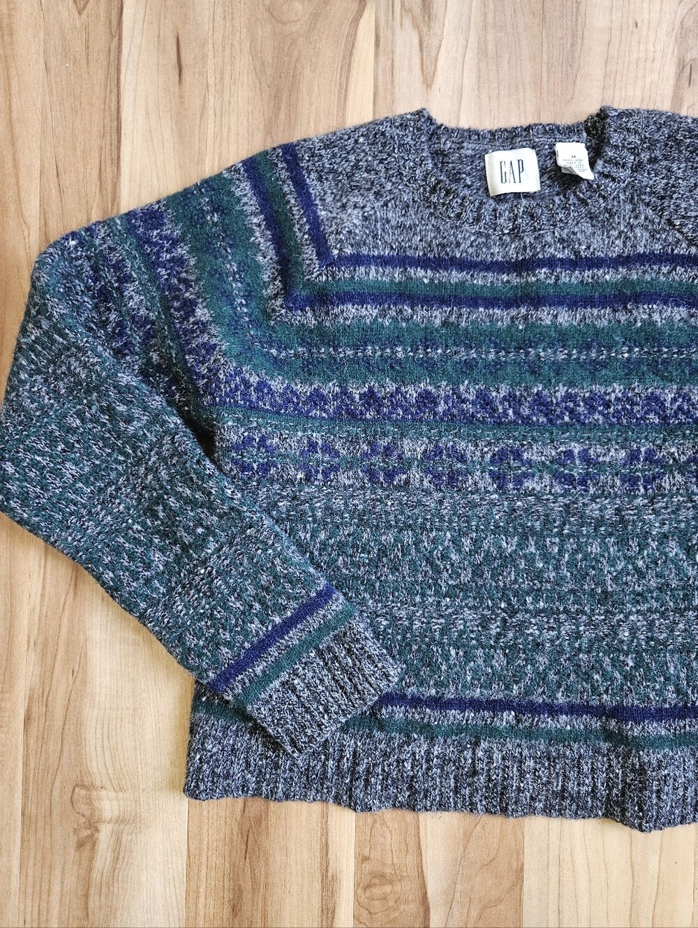 Vintage 90s Old Gap 100% Wool Fair Isle Cropped Sweater